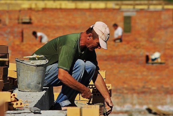 Les Matériaux Écoresponsables pour Construire Sa Maison: Guide Complet