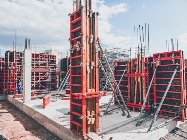 Les étapes clés pour construire un bâtiment durable : Guide complet